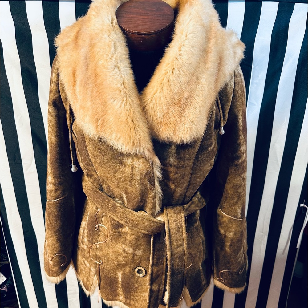 Eduardo Bassoni Women's Brown Long Sleeve Genuine Shearling Overcoat